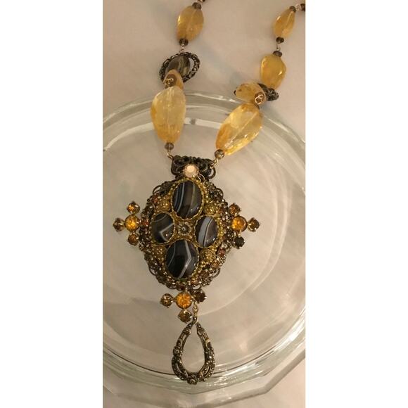 Vintage Marian Raser Banded Agate/Citrine Etruscan Revival Pendant Necklace - Picture 4 of 8